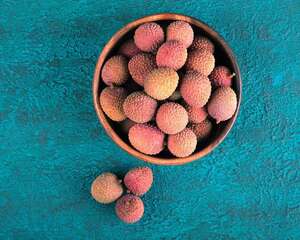 荔枝树叶子黄了怎么补救