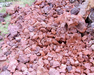 如何鉴别真假火山岩