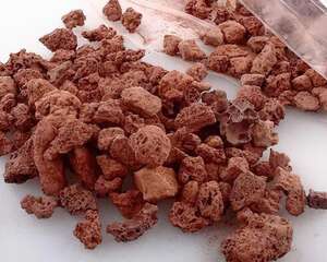 火山石：也许是现在性价比最高的颗粒土