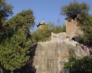 大伾山