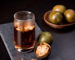 罗汉果泡水喝的功效作用和禁忌