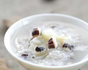 四种可以美容艳肤的鲜花粥