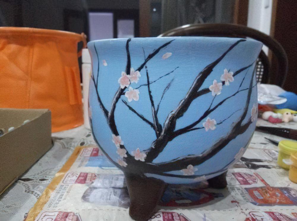 嫌韩式花盆太贵？那就动手来手绘独一无二的专属花盆吧！