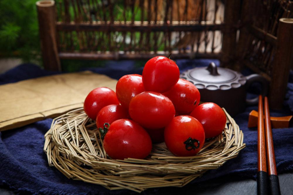 1个番茄也能种出一个菜园