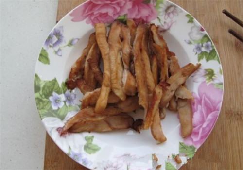 【美食攻略】为狗狗自制美味的鸡胸肉条 【美食攻略】为狗狗自制美味的鸡胸肉条