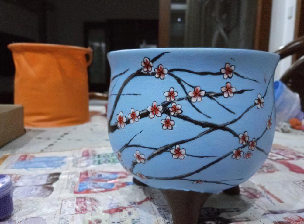 嫌韩式花盆太贵？那就动手来手绘独一无二的专属花盆吧！